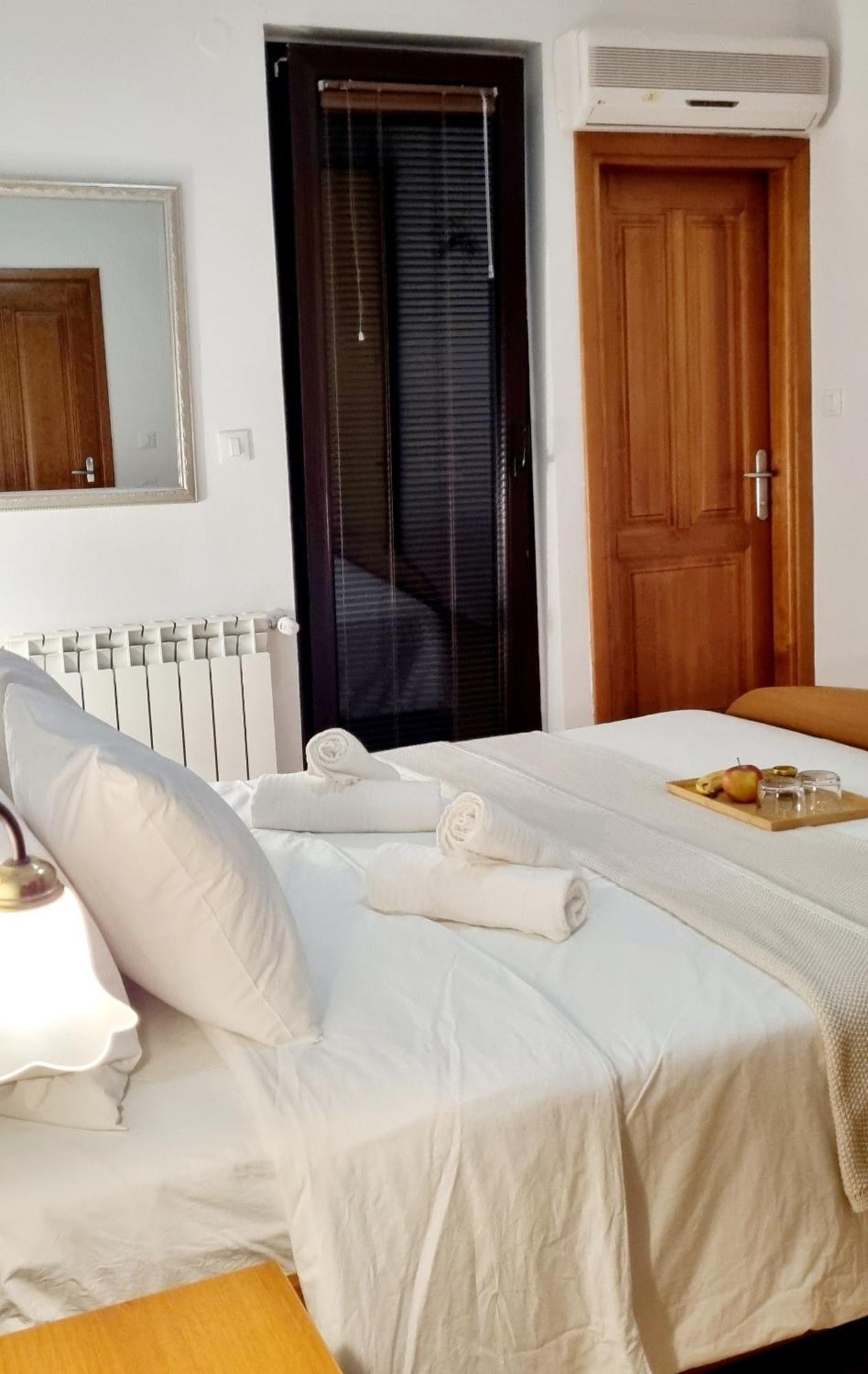 Nadija Rooms Funtana Extérieur photo